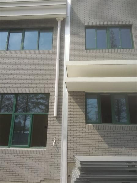 多種變形成因下的成品變形縫裝置設計制造